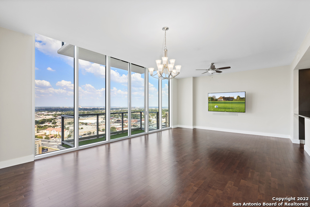 Details for 610 Market  2716, San Antonio, TX 78205