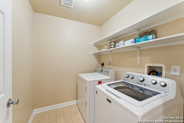 Image 17 of 41 For 5914 Hart Field