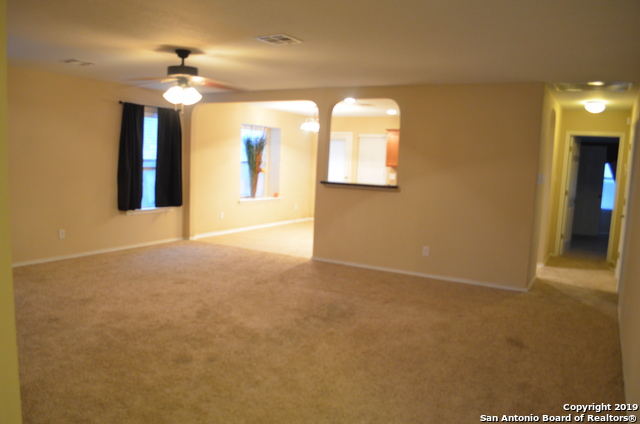 Image 2 of 18 For 744 Eagles Glen