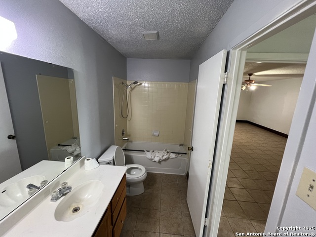 Image 11 of 51 For 7303 Roveen  