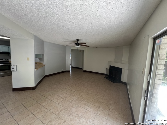 Image 22 of 51 For 7303 Roveen  