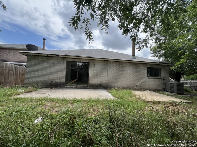 Image 47 of 51 For 7303 Roveen  