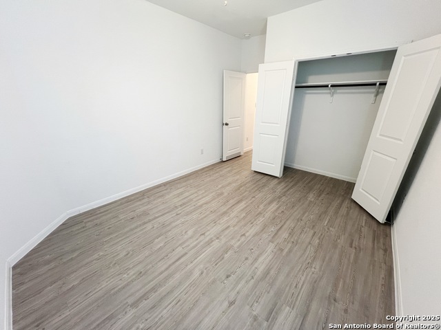 Listing photo id 7 for 9919 Pears Mill