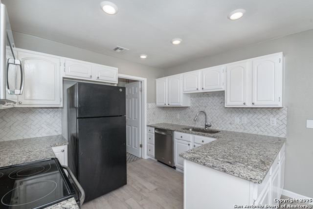 Image 13 of 30 For 6131 Windbrooke