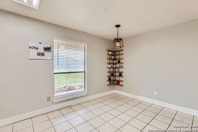 Image 10 of 20 For 1608 Kings Ranch Rd