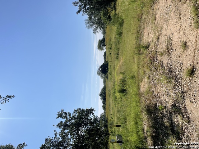Listing photo id 0 for 22630 Campbellton