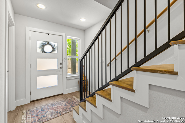 Image 3 of 29 For 415 Ira Ave  Unit