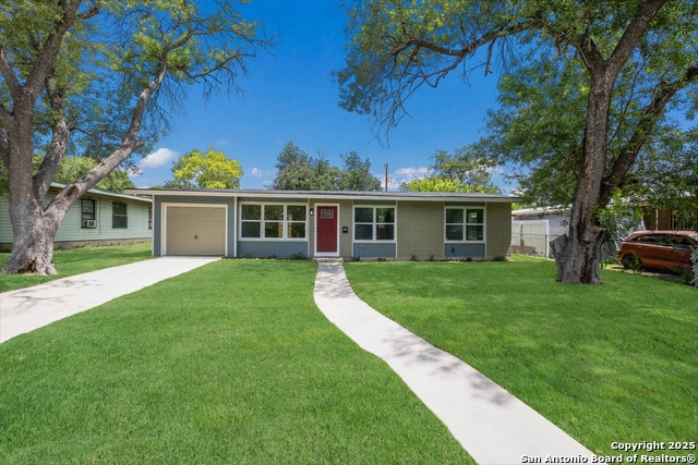Details for 523 Gilbert Ln, San Antonio, TX 78213