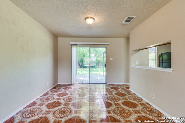 Image 15 of 42 For 5701 Alnwick St.