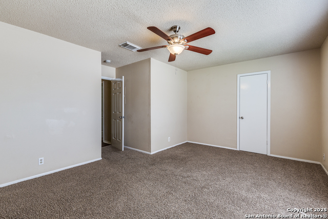 Image 18 of 42 For 5701 Alnwick St.