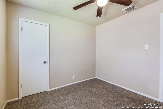 Image 22 of 42 For 5701 Alnwick St.