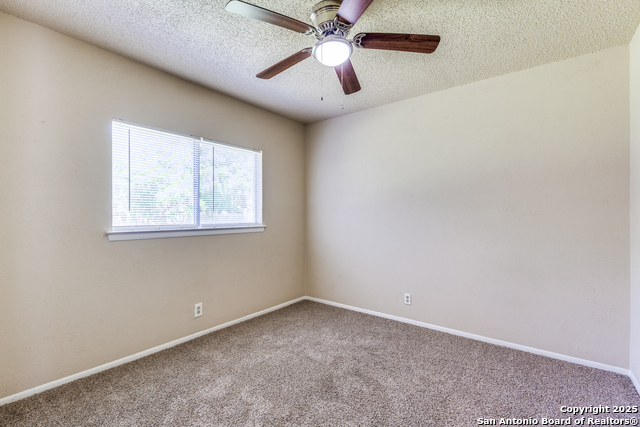 Image 26 of 42 For 5701 Alnwick St.