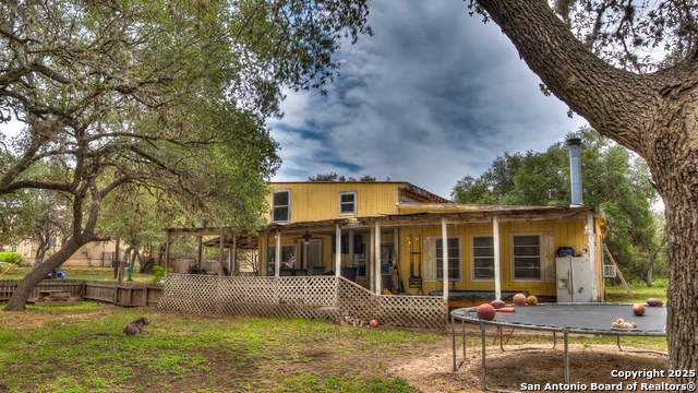 Image 2 of 57 For 704 Alex Auld