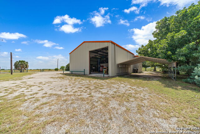 Details for 1422 Fm 2790, Natalia, TX 78052