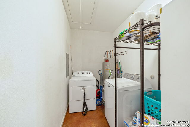 Listing photo id 37 for 1422 Fm 2790