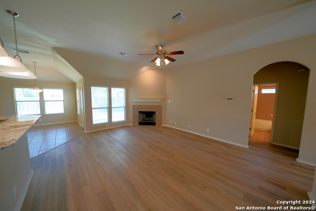 Image 12 of 50 For 15805 Fair Ln