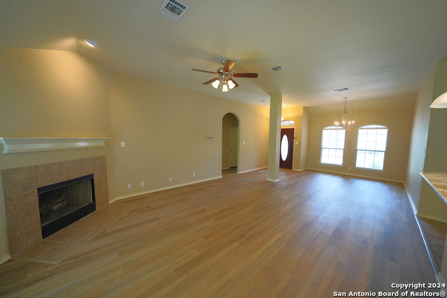 Image 13 of 50 For 15805 Fair Ln