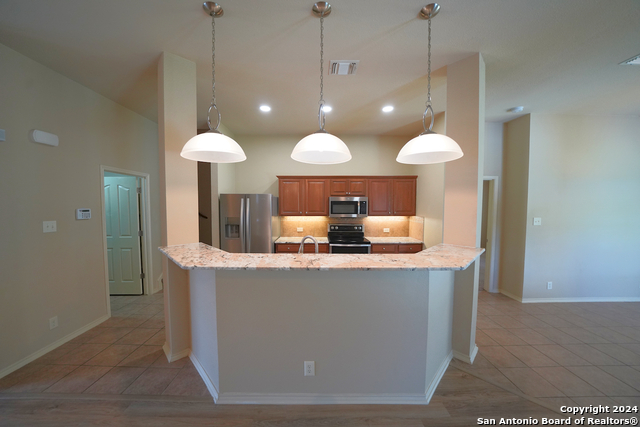 Image 15 of 50 For 15805 Fair Ln