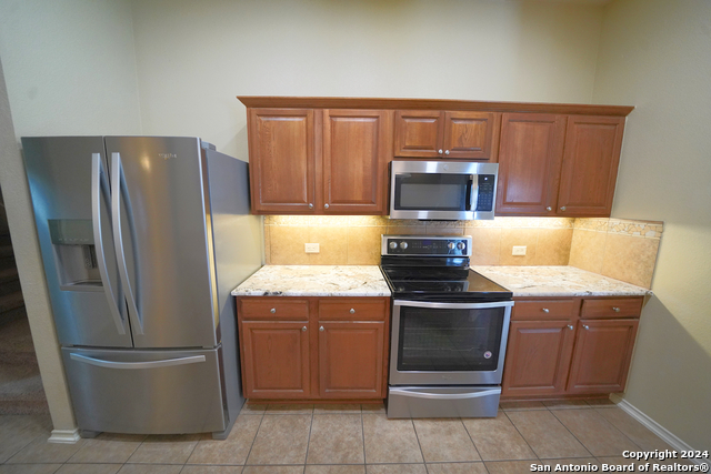 Image 18 of 50 For 15805 Fair Ln