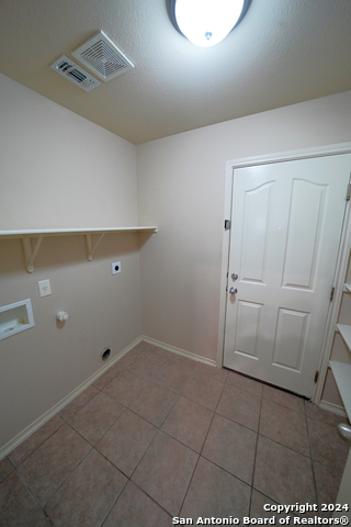 Image 40 of 50 For 15805 Fair Ln