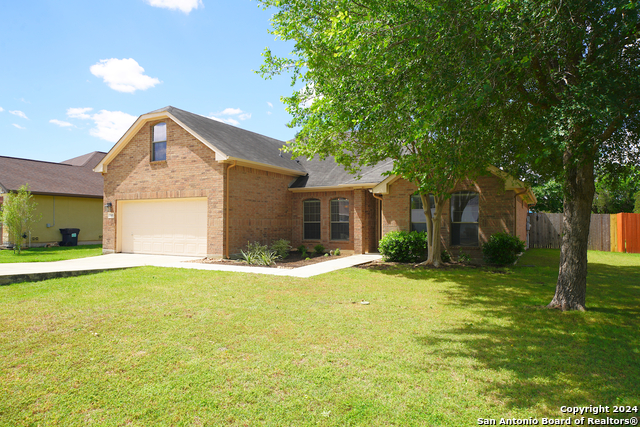 Image 5 of 50 For 15805 Fair Ln
