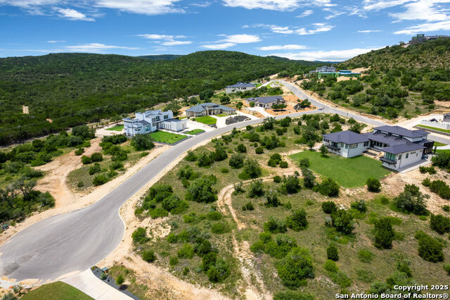 Image 6 of 13 For 23216 Logan Cyn