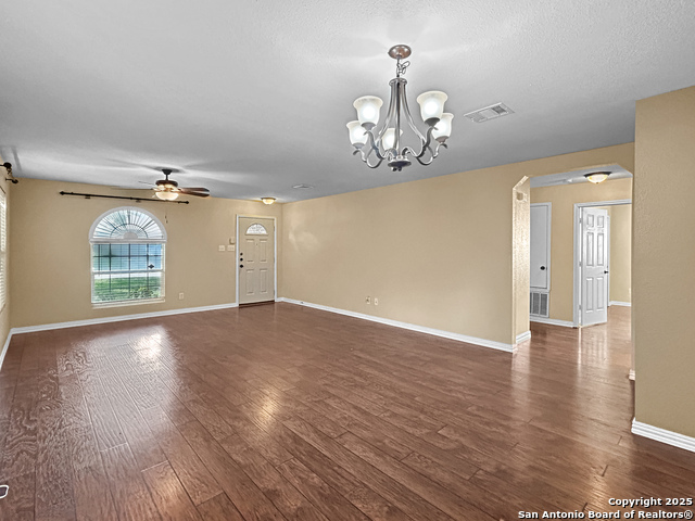 Image 5 of 24 For 3934 Privet Place