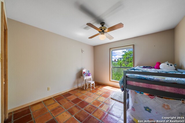 Image 22 of 33 For 818 Bulwer