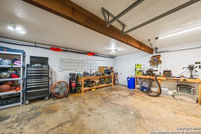 Image 30 of 33 For 818 Bulwer