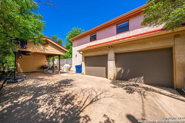 Image 9 of 33 For 818 Bulwer