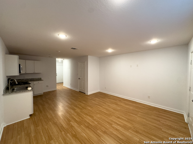 Image 6 of 16 For 3038 Salinas St W