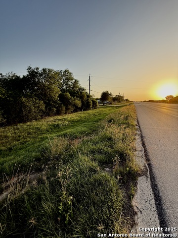 Image 4 of 8 For 4984 Loop 1604