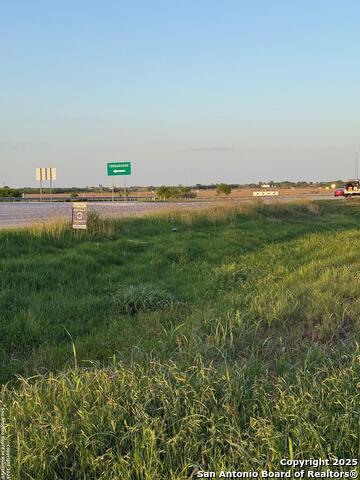 Image 5 of 8 For 4984 Loop 1604