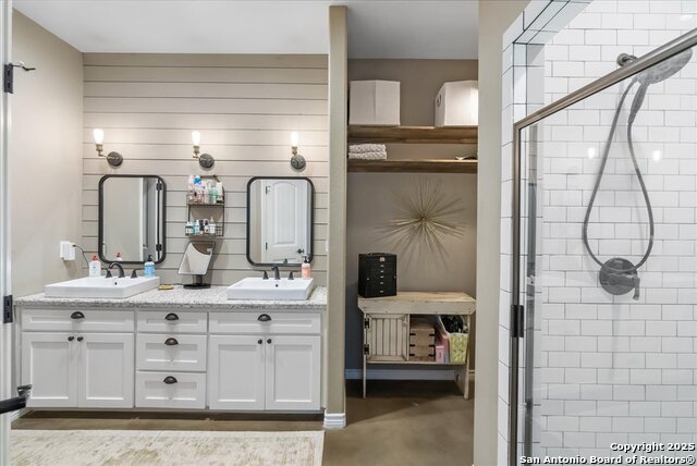 Image 15 of 49 For 226 Private Rd 3251