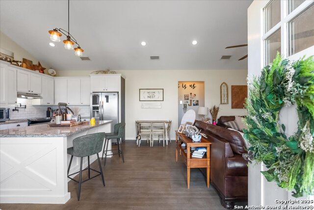 Image 2 of 49 For 226 Private Rd 3251