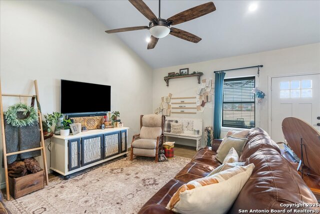 Image 4 of 49 For 226 Private Rd 3251