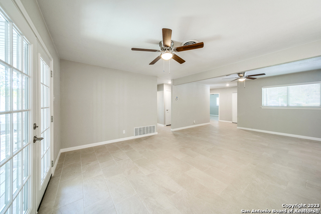 Image 32 of 45 For 315 Granada Dr