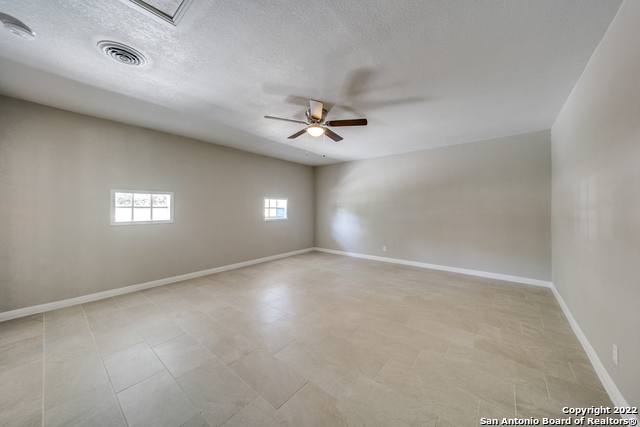 Image 35 of 45 For 315 Granada Dr
