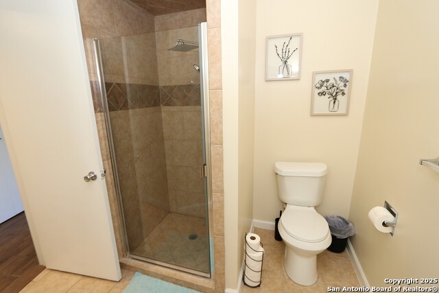 Image 19 of 30 For 8642 Fredericksburg  308