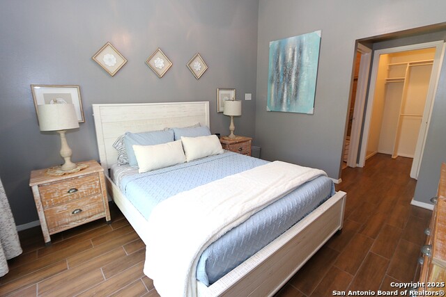 Image 26 of 30 For 8642 Fredericksburg  308