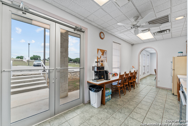 Listing photo id 32 for 3586 Us Highway 181 N