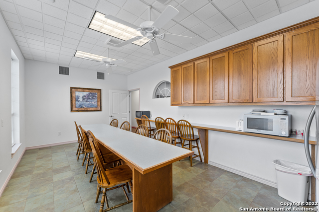 Listing photo id 44 for 3586 Us Highway 181 N