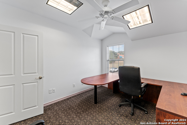 Listing photo id 52 for 3586 Us Highway 181 N