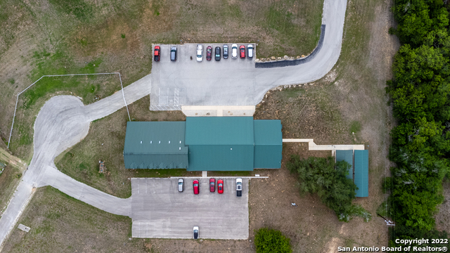 Listing photo id 5 for 3586 Us Highway 181 N