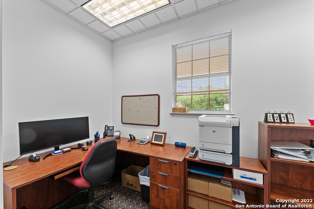 Listing photo id 82 for 3586 Us Highway 181 N