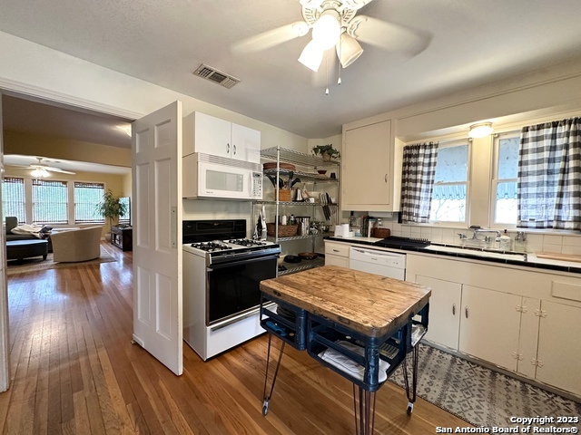 Image 4 of 14 For 457 Olmos  