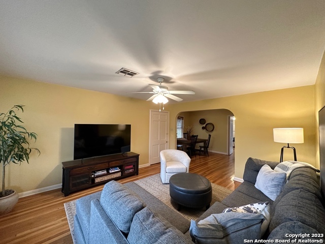 Image 7 of 14 For 457 Olmos  