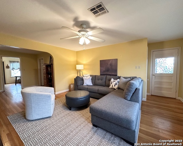 Image 8 of 14 For 457 Olmos  
