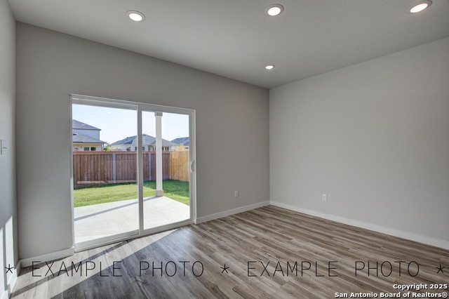 Image 11 of 23 For 14742 Emerio Dr