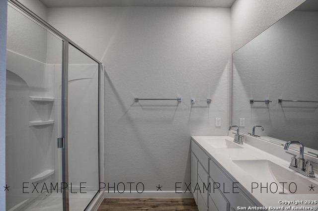 Image 15 of 23 For 14742 Emerio Dr